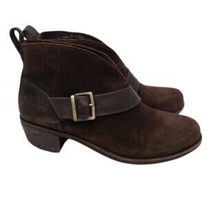 Brown Suede Ugg ankle Buckle Booties sz 6